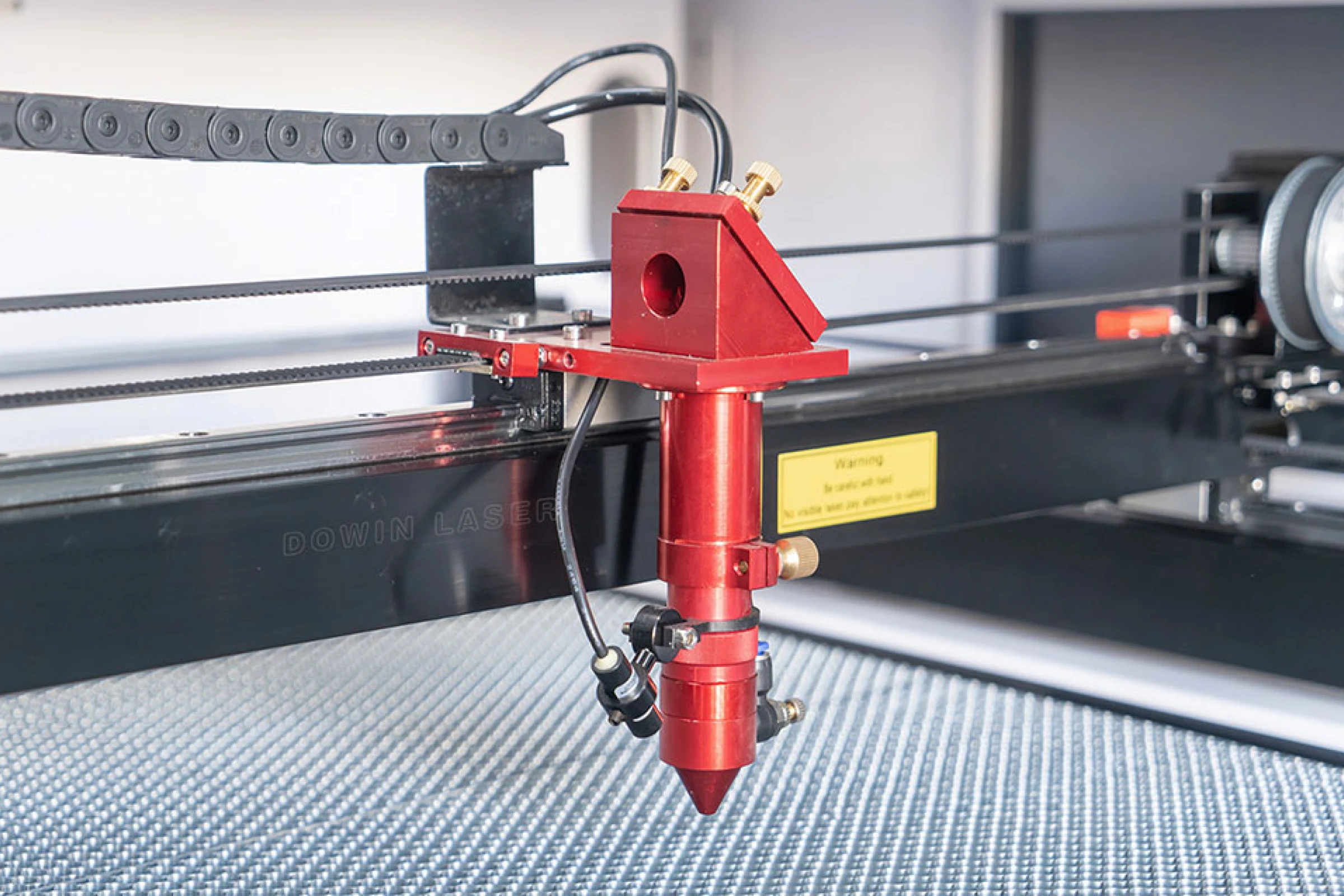 co2 laser cutting
