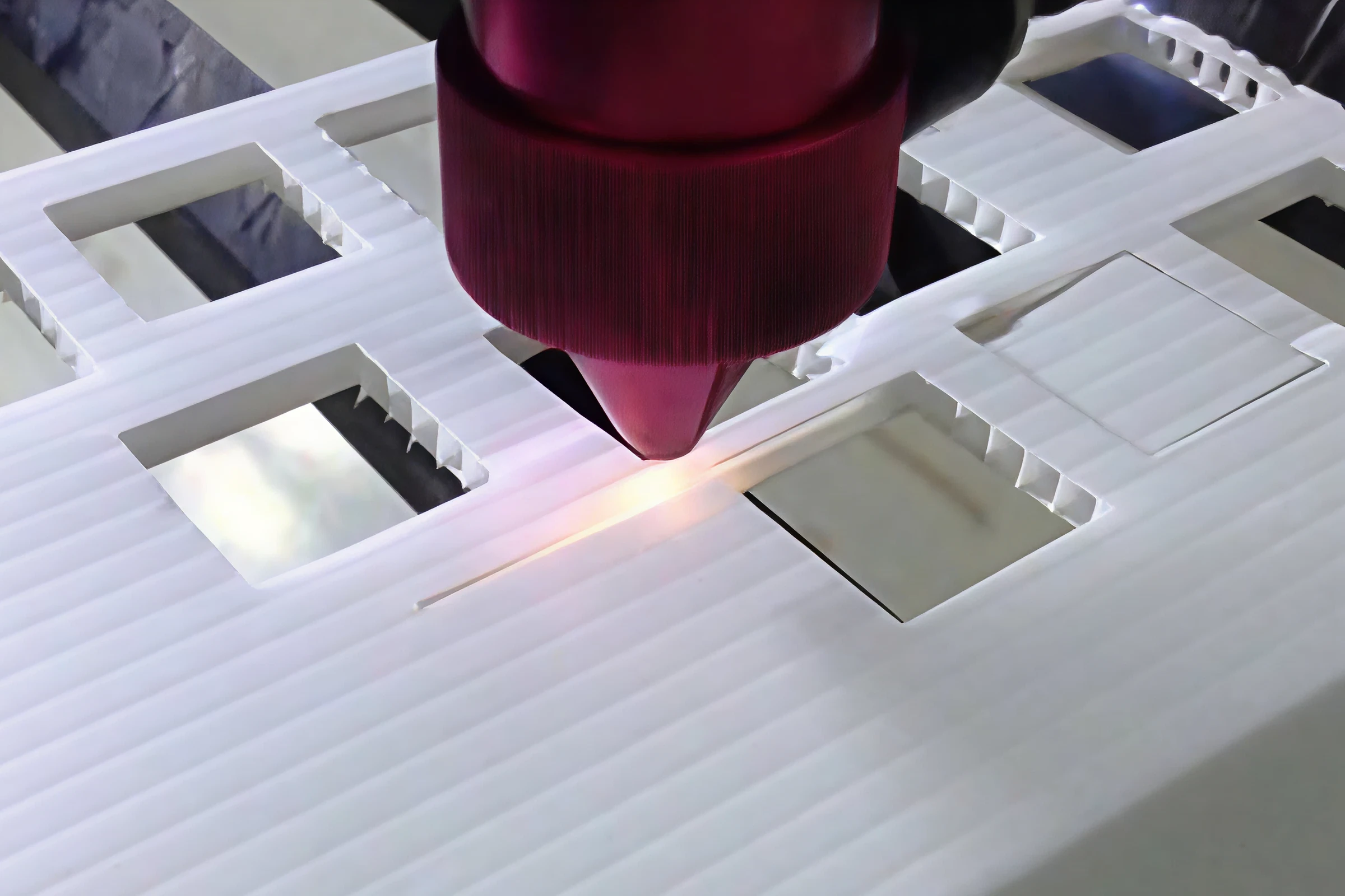 laser cutting materials plastics