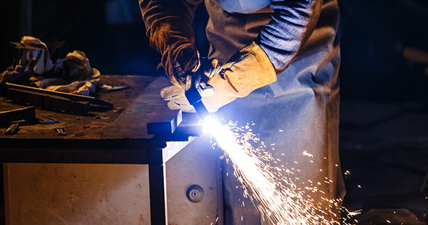 Choosing the right plasma cutting service provider